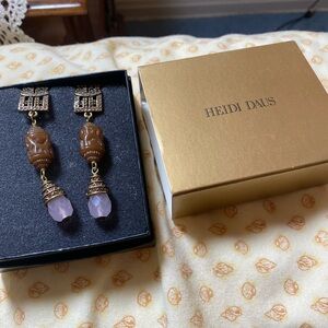Heidi Daus Vintage Clip on earrings NRFB 3” dangle style lavender crystals